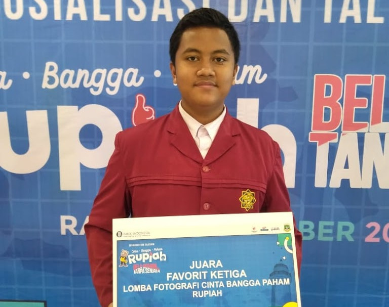 SMA Terpadu Al Qudwah Juara Favorit 3 Lomba Bank Indonesia